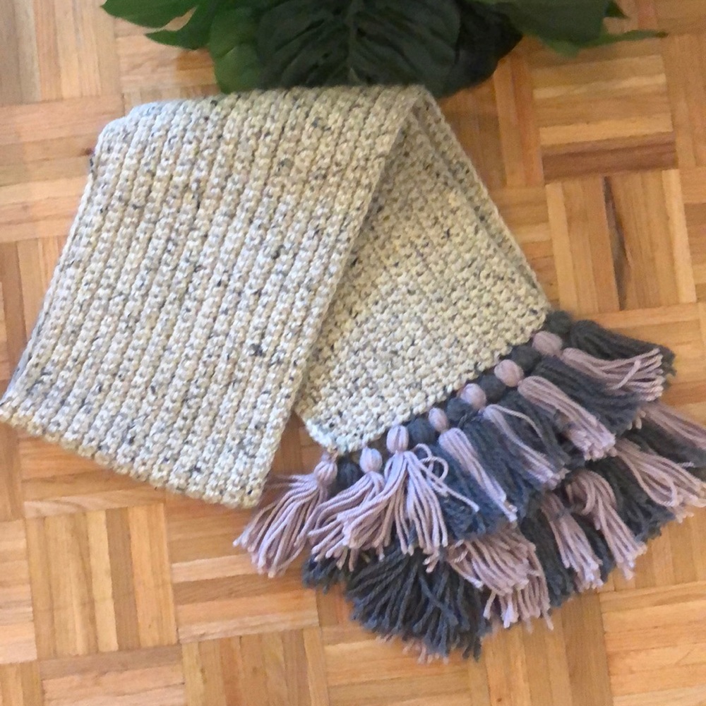 Custom heavy knit scarf